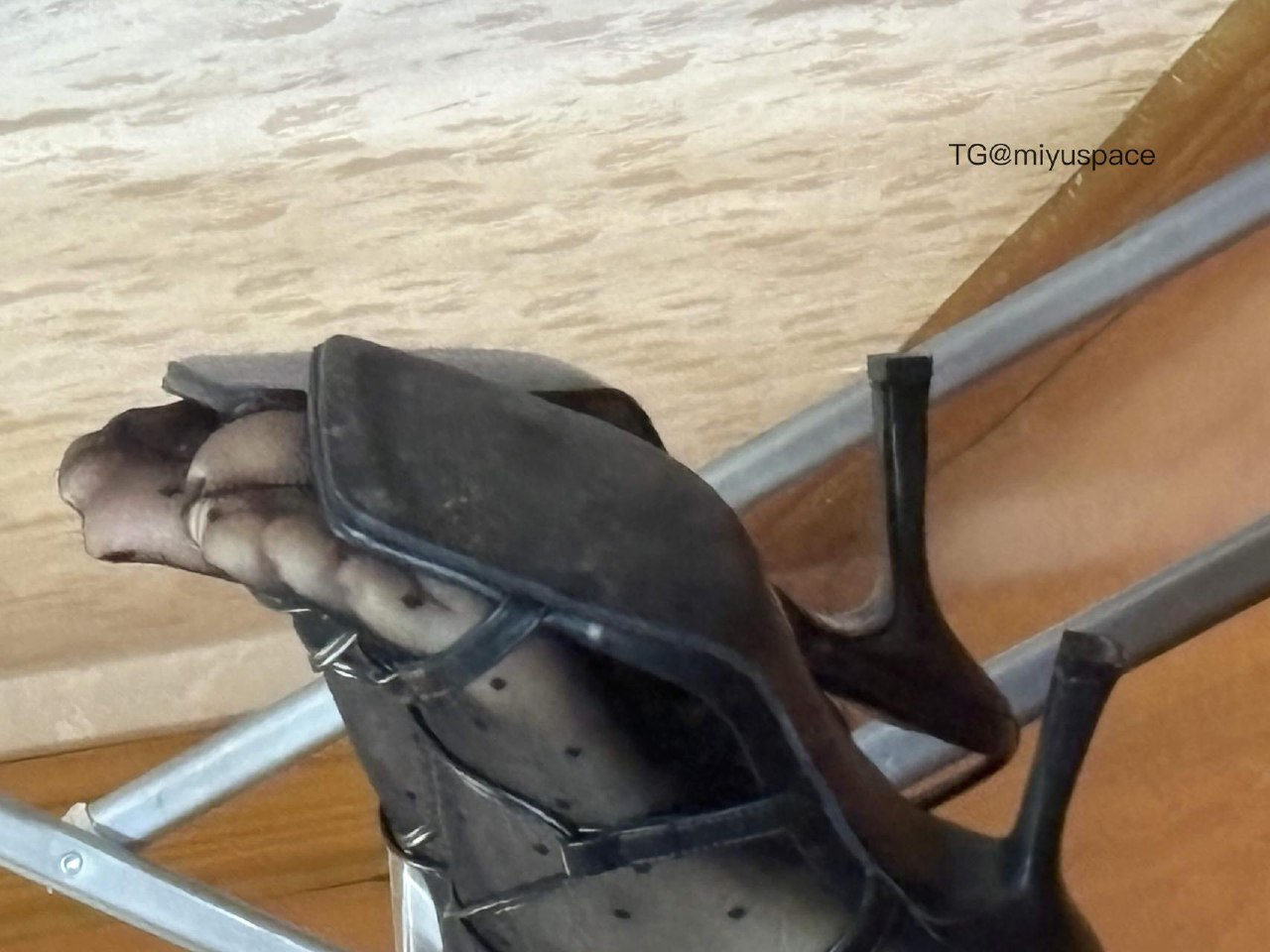 麦香鱼 2025-08-08 14:18:29 网袜穿着属实不如黑丝穿着舒服 第6张