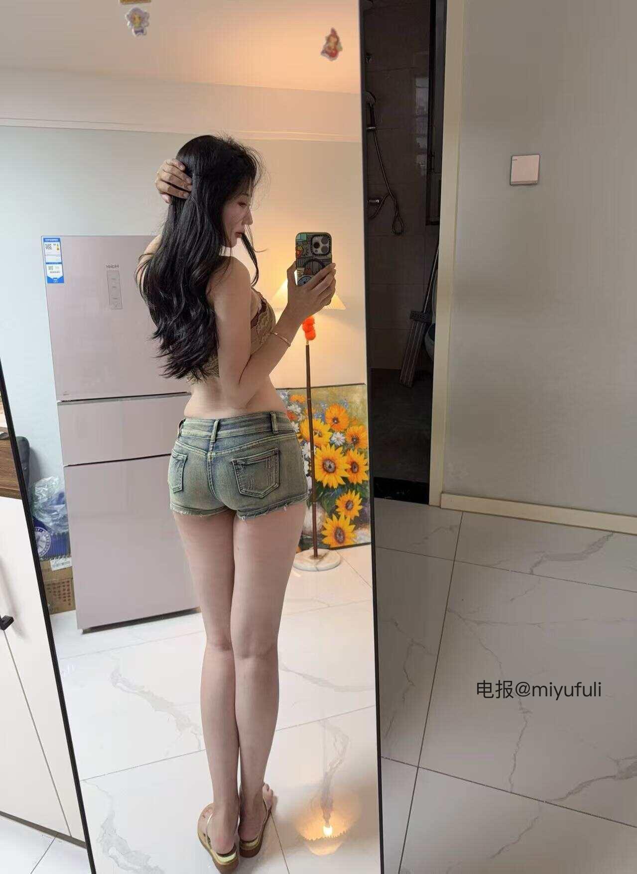 苏北北 2025-08-09 01:22:46 我现在很想你，等一会儿可能会更想 第13张