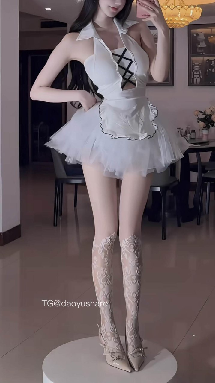 小酱粒 2025-08-10 01:55:41 这大长腿～谁不爱呀 第3张