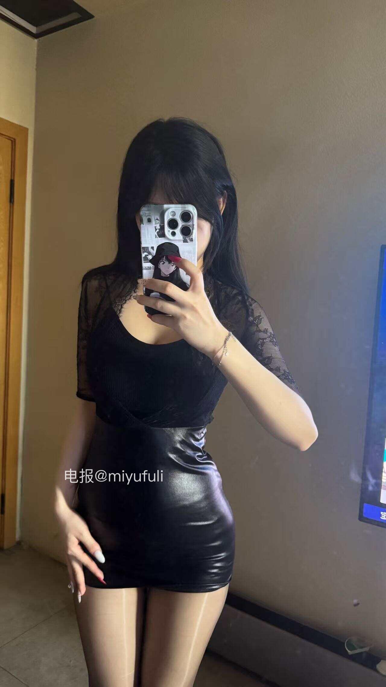 雪顶 2025-08-09 21:43:25 和姐在一个城市，是不是在暗恋姐 第1张