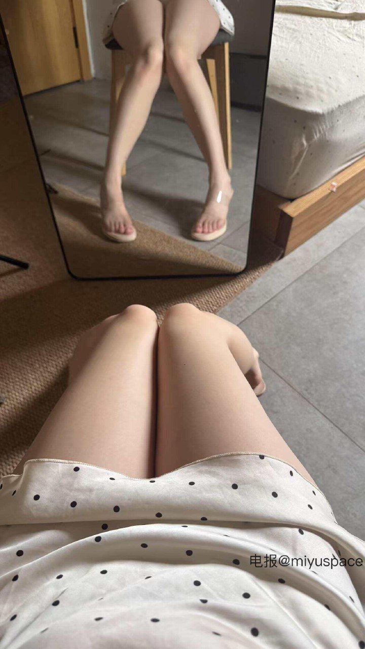 雪顶 2025-08-10 21:47:10 双手比耶成为你的宝贝 第2张