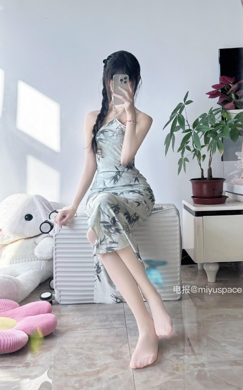 锦鲤 2025-08-08 16:38:08 #旗袍 第1张