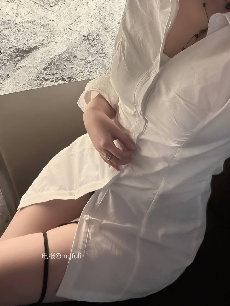 小桃 2025-08-12 09:59:48 新的照片 第1张