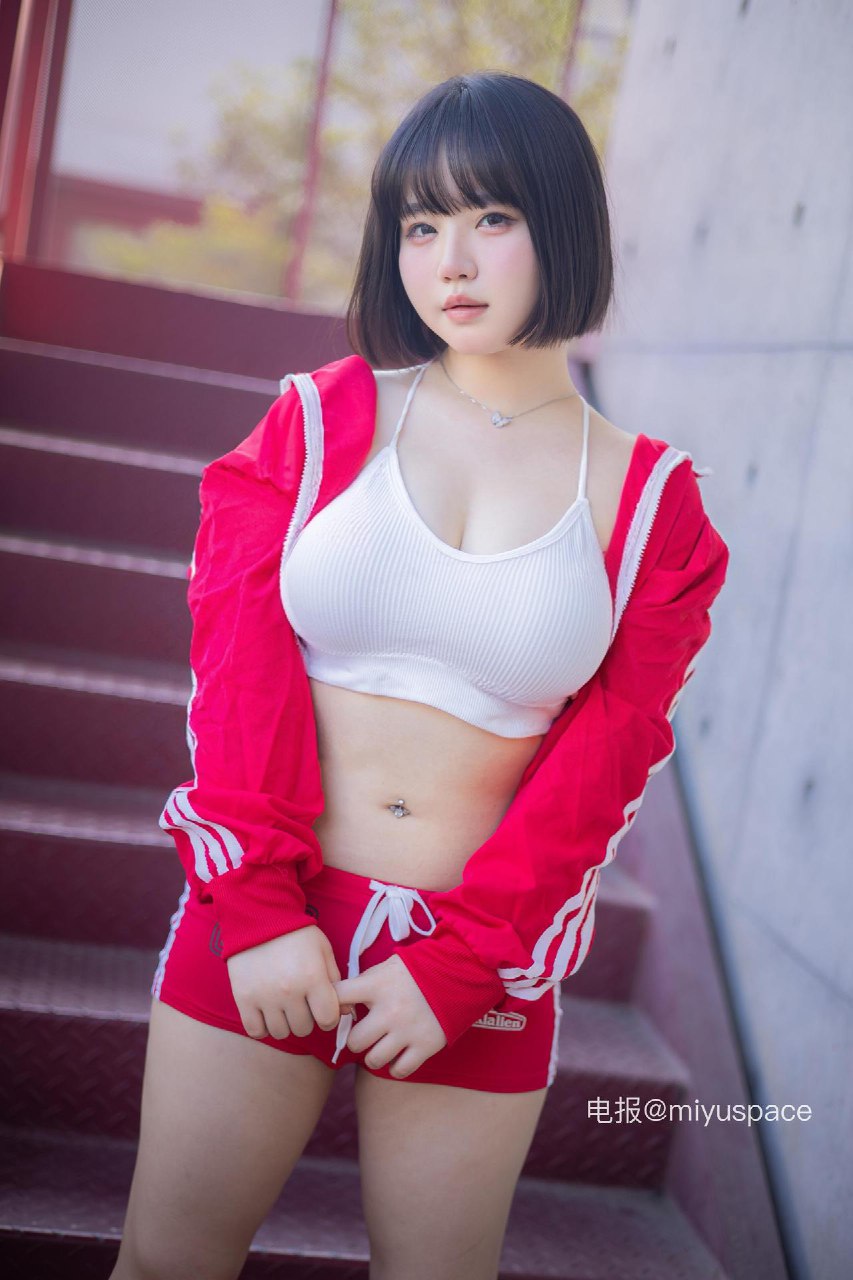 肉团娜子 2025-08-11 17:20:31 有喜欢运动风的宝宝吗 第2张