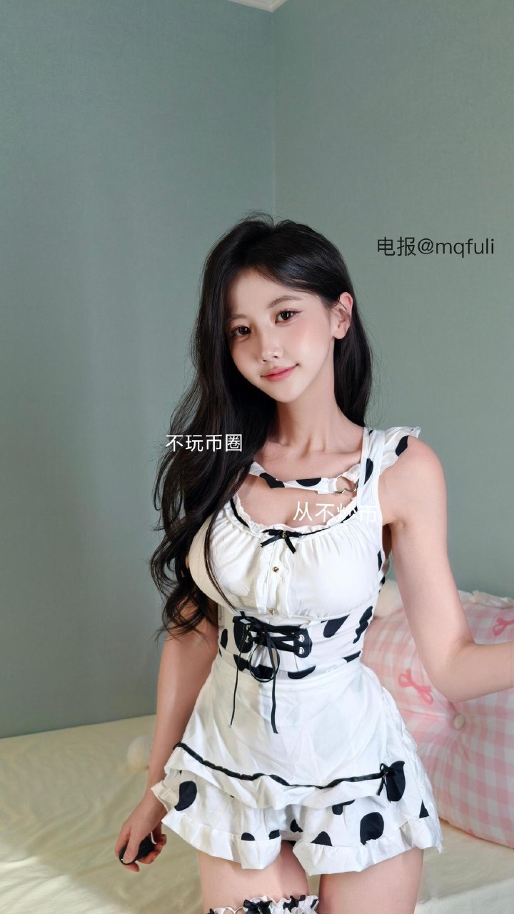 刘二萌 2025-08-12 20:52:36 居家不停幻想❤️多重版本来咯🤗 第9张