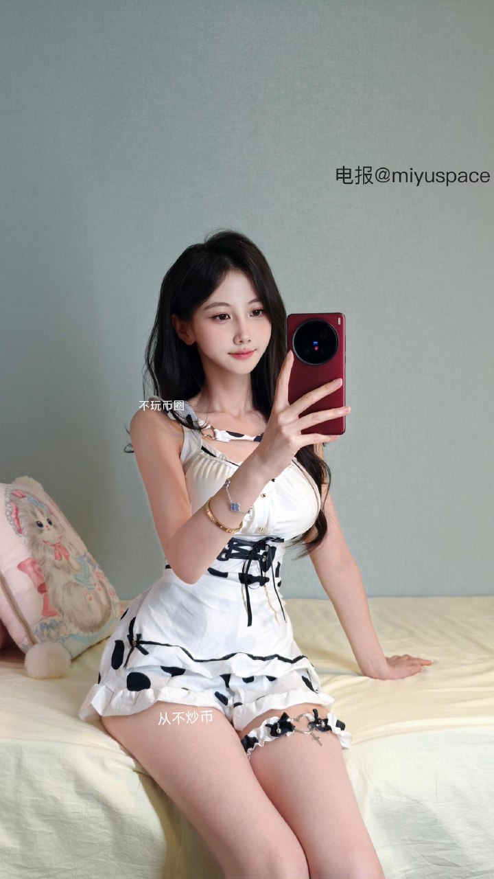 刘二萌 2025-08-12 20:52:36 居家不停幻想❤️多重版本来咯🤗 第14张