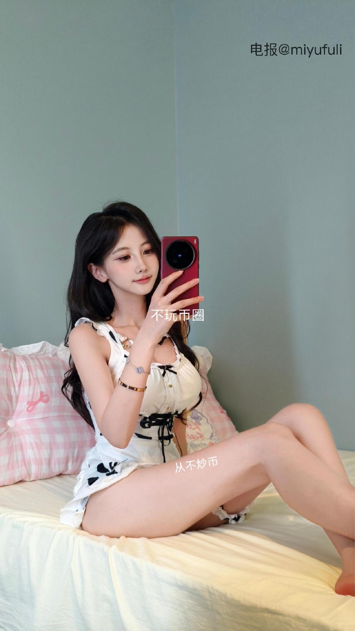 刘二萌 2025-08-12 20:52:36 居家不停幻想❤️多重版本来咯🤗 第15张