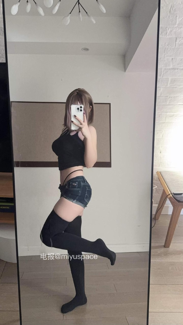 小瞳 2025-08-14 17:50:54 白天不可以顶撞我哦 第1张