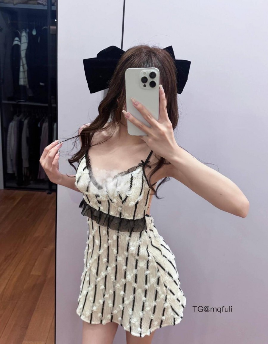 小酱粒 2025-08-16 06:55:57 优雅又甜美的小裙子被我找到啦 第7张