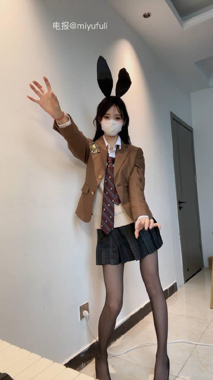 左姐nice 2025-08-17 15:53:09 三选一啦 第1张