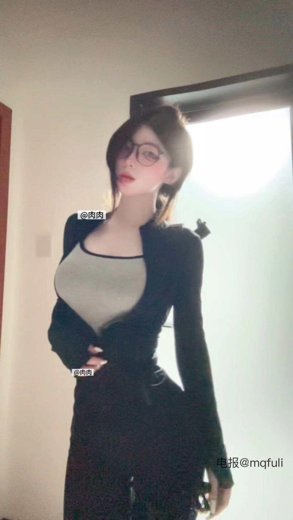 肉肉丸 2025-08-18 15:56:38 照片比本人好看 有事找照片😘😜 第5张