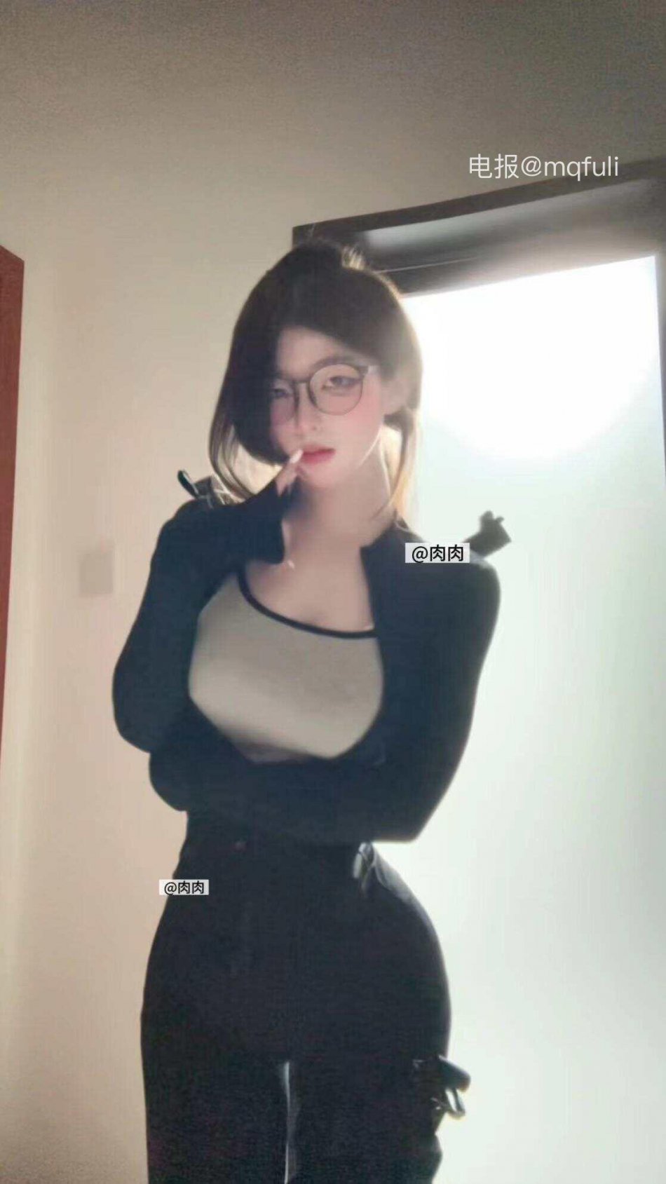 肉肉丸 2025-08-18 15:56:38 照片比本人好看 有事找照片😘😜 第11张