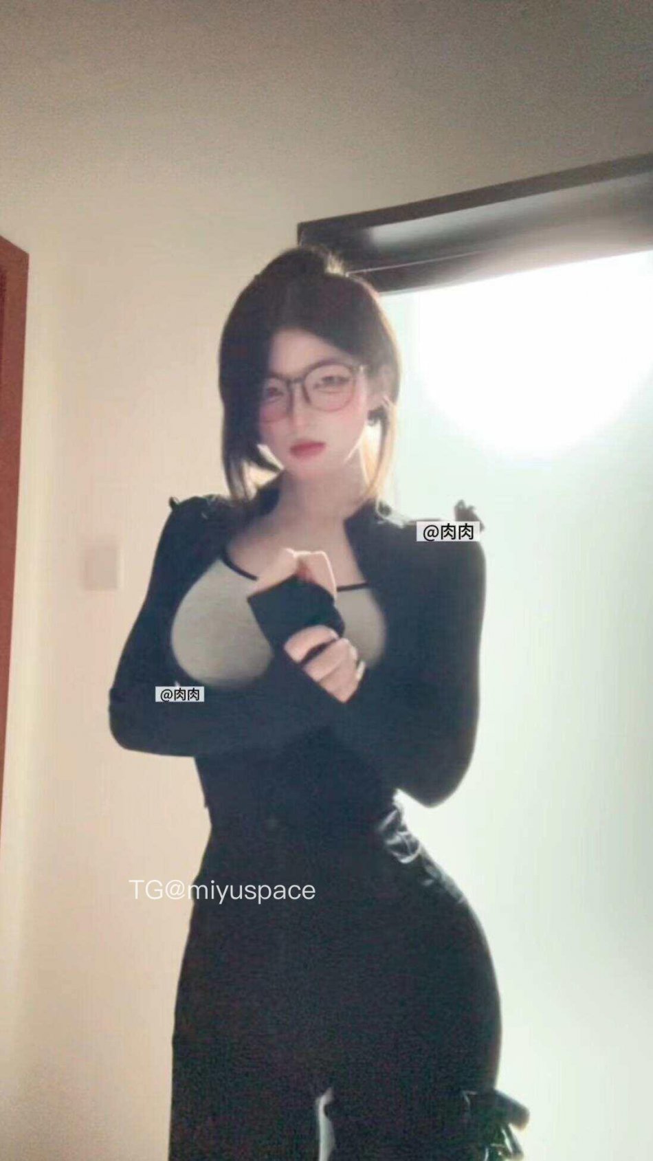 肉肉丸 2025-08-18 15:56:38 照片比本人好看 有事找照片😘😜 第12张