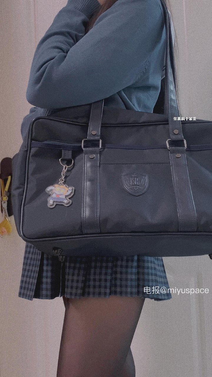 你真嗣个笨蛋 2025-08-18 23:32:51 蓝色系 第1张