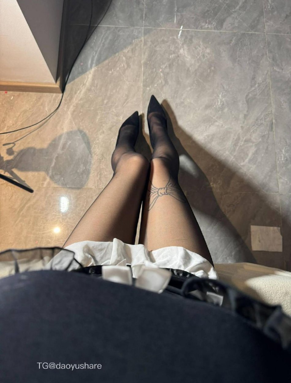 一只树懒 2025-08-13 18:26:50 罚你 一睁眼就只能把目光放在我身上 第3张