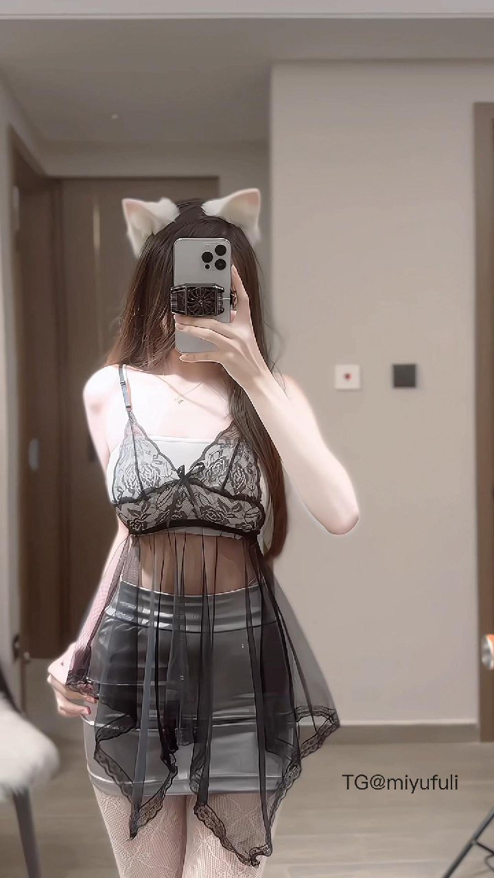 花枝蛇 2025-08-19 10:53:48 不需要理解各有各的浪漫 第1张