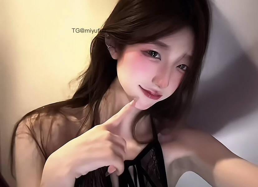 欲野小姐 2025-08-19 19:00:02 这身穿搭宝宝喜欢吗 第2张