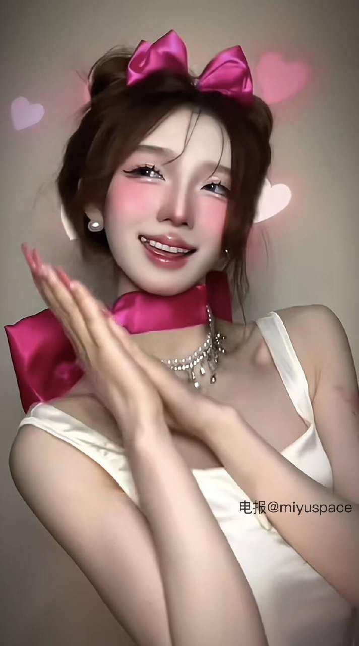 欲野小姐 2025-08-19 20:00:05 照片合集65p 第32张