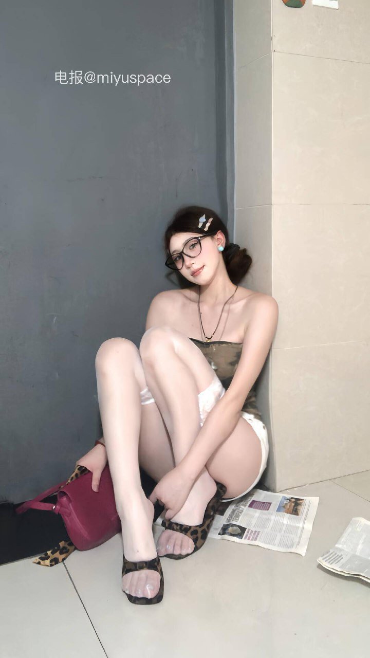 罗肉肉 能叫我一下吗 就那两个字 第6张