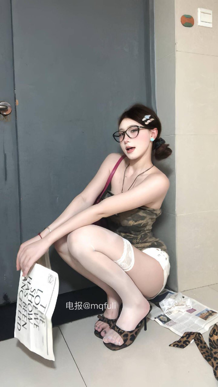 罗肉肉 能叫我一下吗 就那两个字 第19张