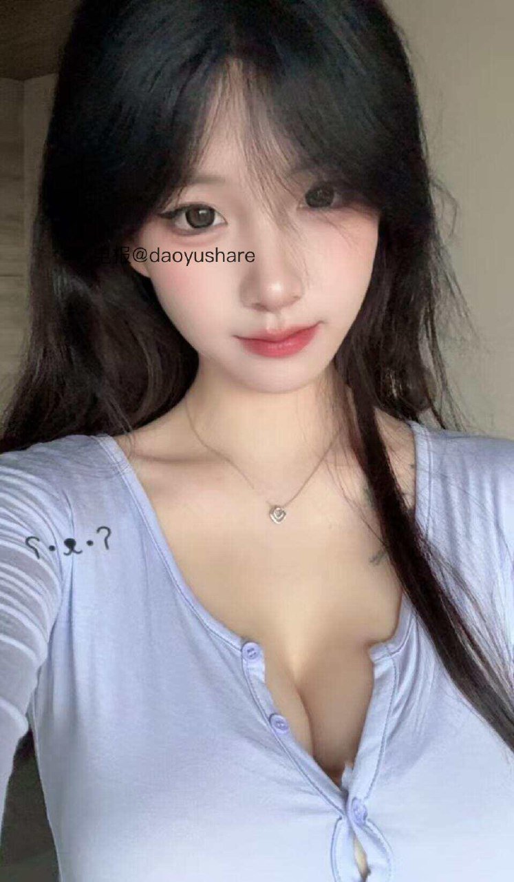 雪顶 2025-08-20 21:12:34 有研究生吗，帮我研究研究那几张好看 第2张