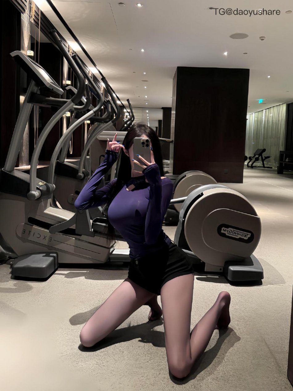 差点兔了 2025-08-21 01:57:43 魅魔紫兔 都快兔了差点兔了 第3张