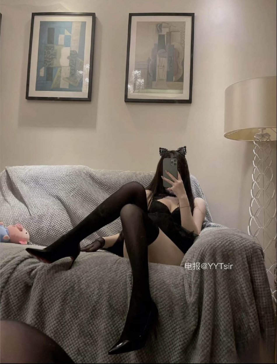 糖果不熬夜 2025-08-23 00:08:44 只想做你的小猫咪～喵喵