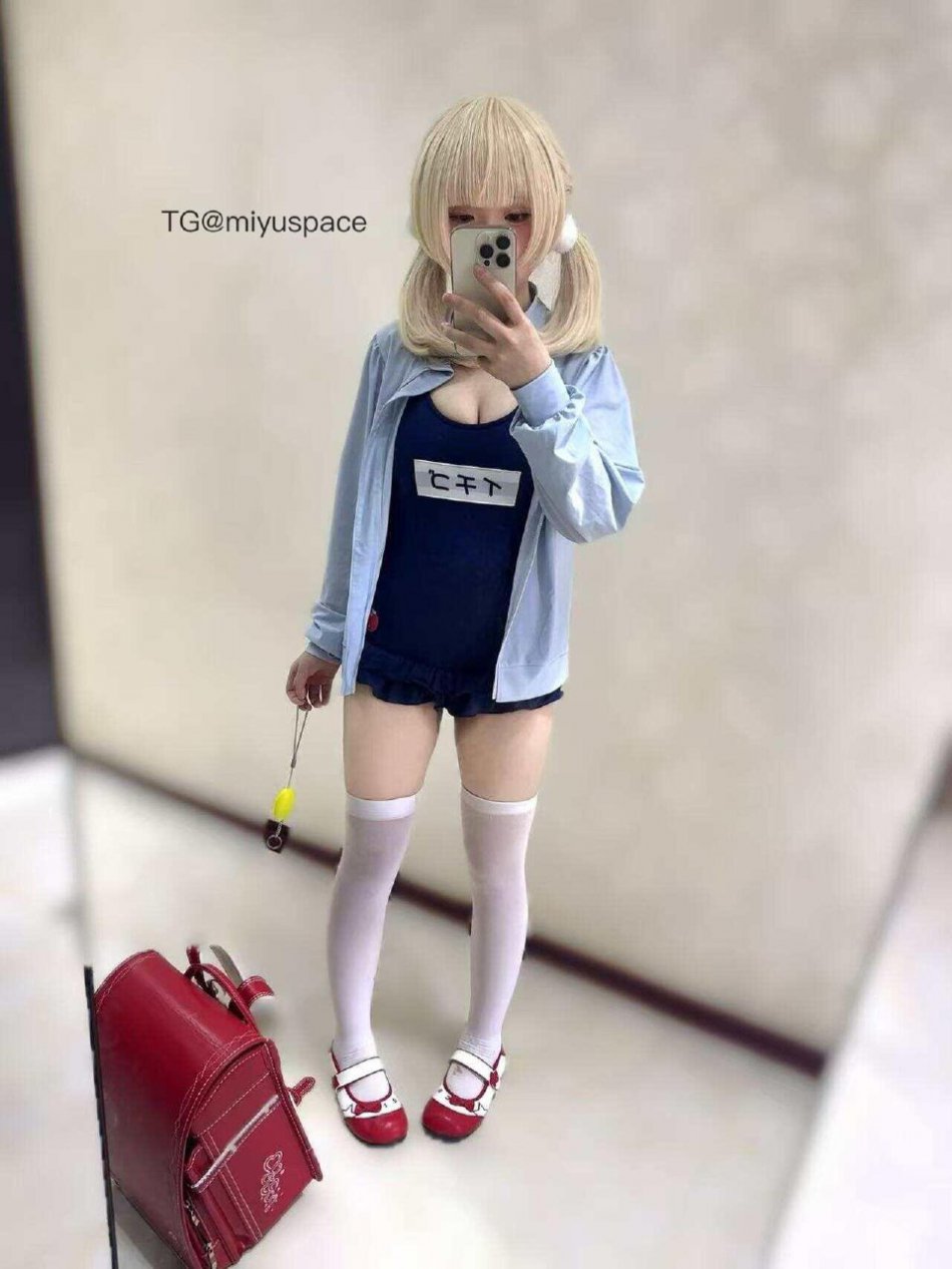 肝肝鼠 2025-08-20 00:01:56 生活再苦也不能苦了自己那宝宝们 第1张