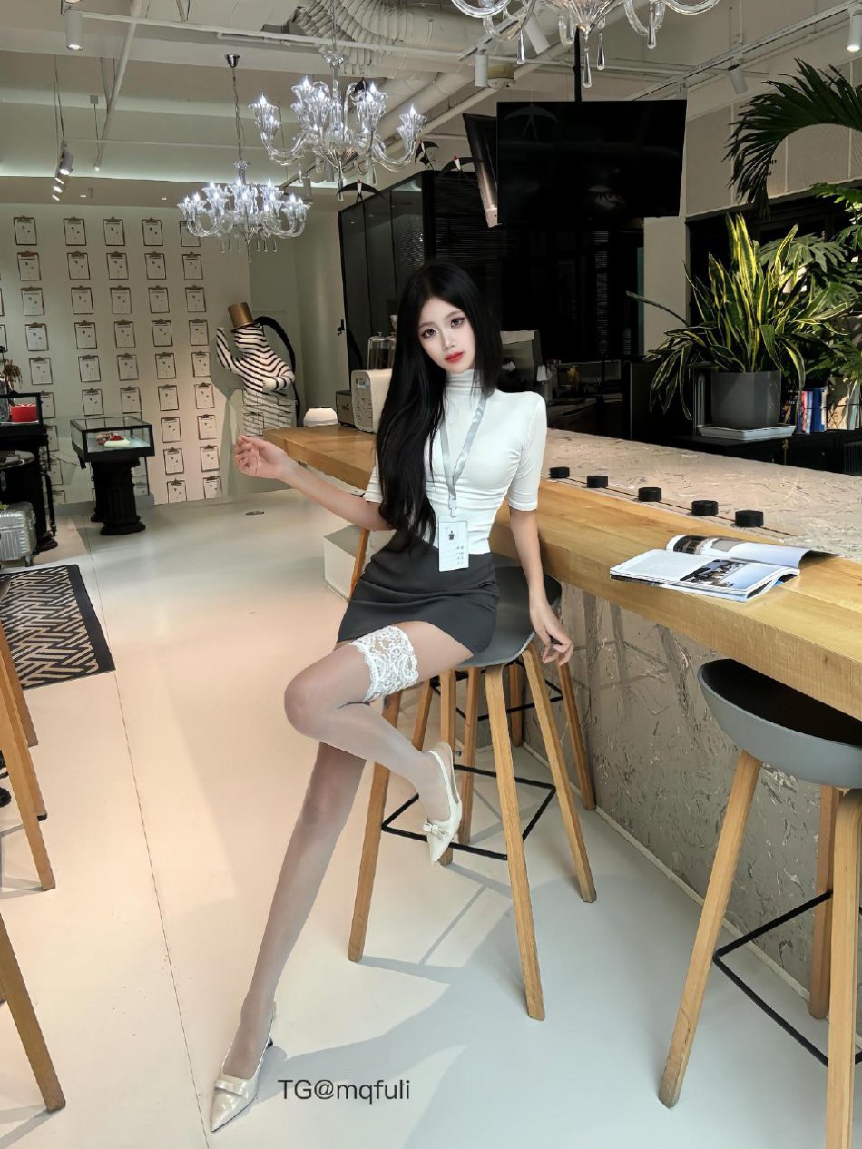 糖果不熬夜 2025-08-26 15:38:16 这丝袜可行吗