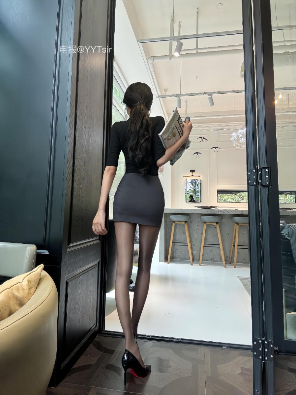 糖果不熬夜 2025-08-26 15:38:16 这丝袜可行吗