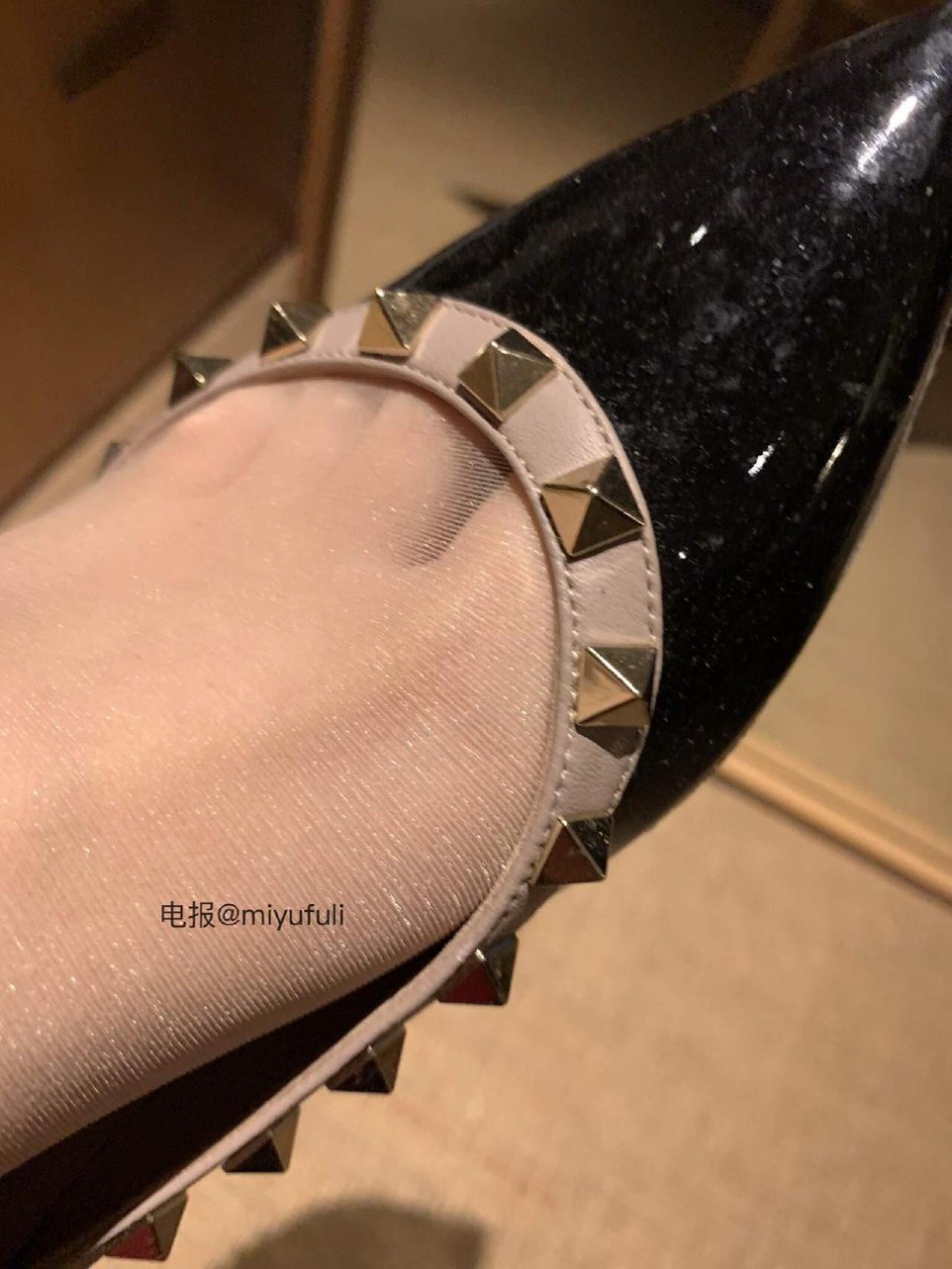 兔兔的小岛 2025-08-27 14:21:43 华伦天奴 第11张