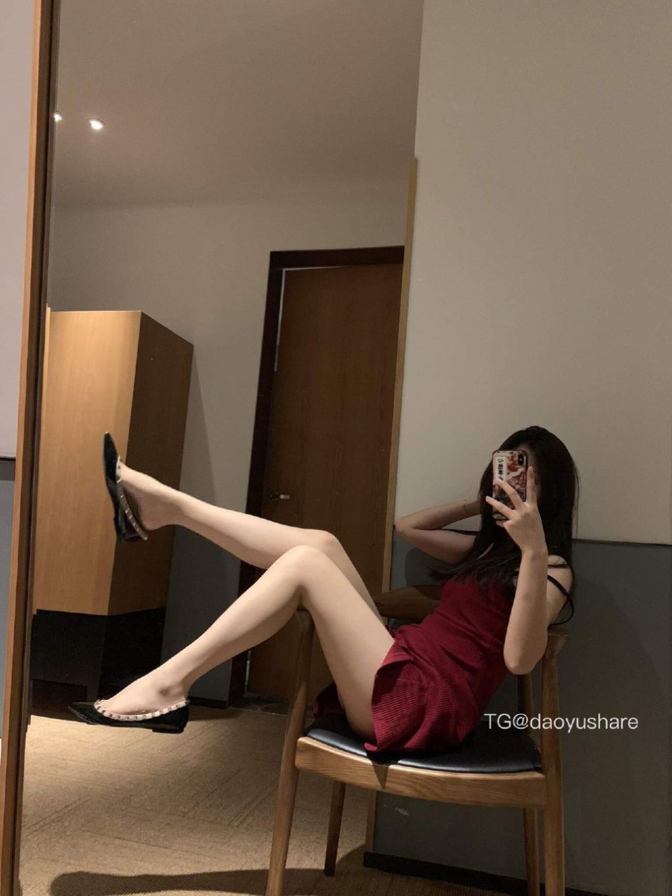 兔兔的小岛 2025-08-27 14:21:43 华伦天奴 第14张