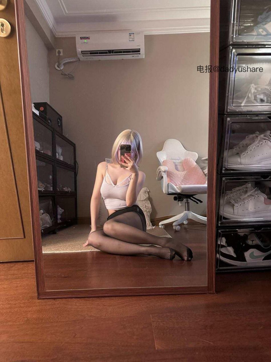 张洛洛 2025-08-27 14:27:12 你是不可替代的晴天 第1张