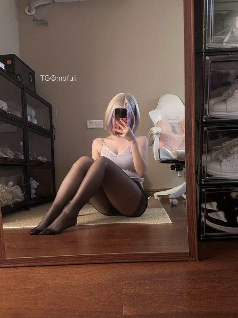 张洛洛 2025-08-27 14:27:12 你是不可替代的晴天 第2张