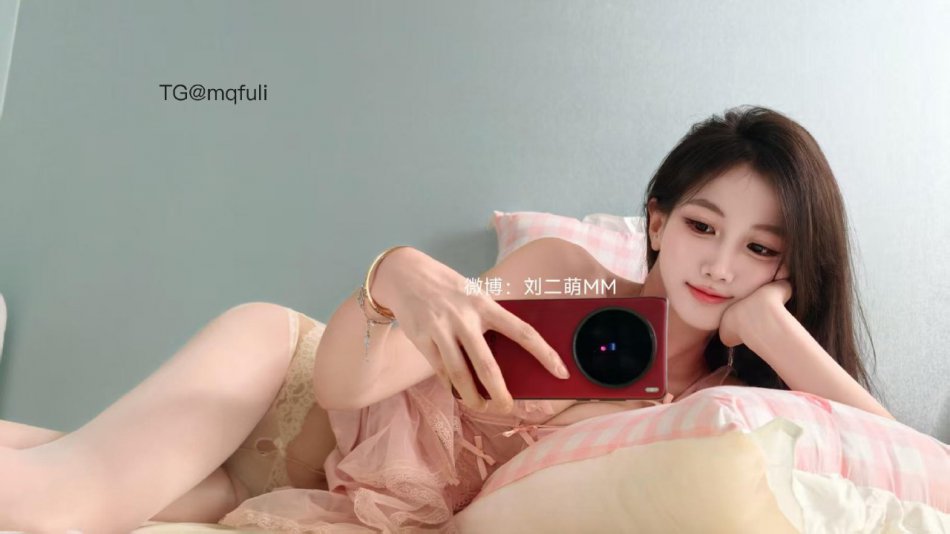 刘二萌 2025-08-27 13:35:47 腿控宝宝快来~