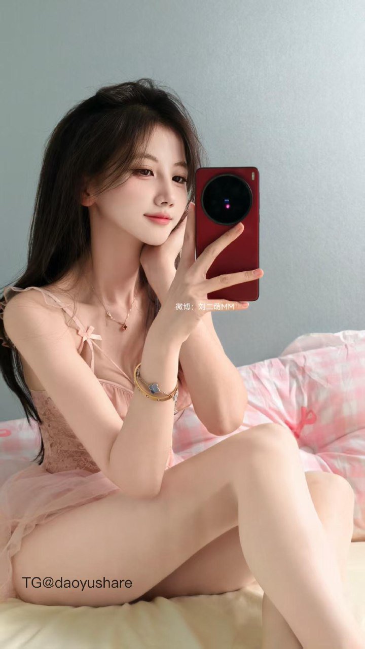 刘二萌 2025-08-27 13:35:47 腿控宝宝快来~