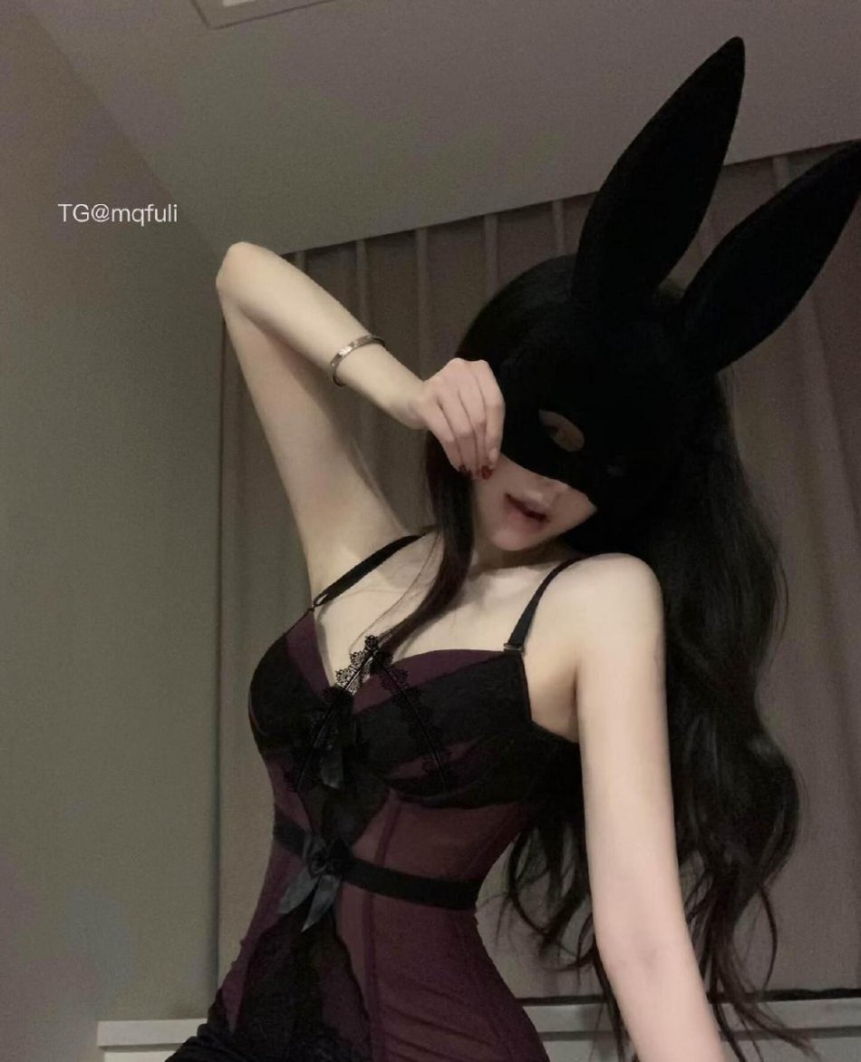 午夜桃香 2025-08-28 11:16:39 解锁甜妹 第2张