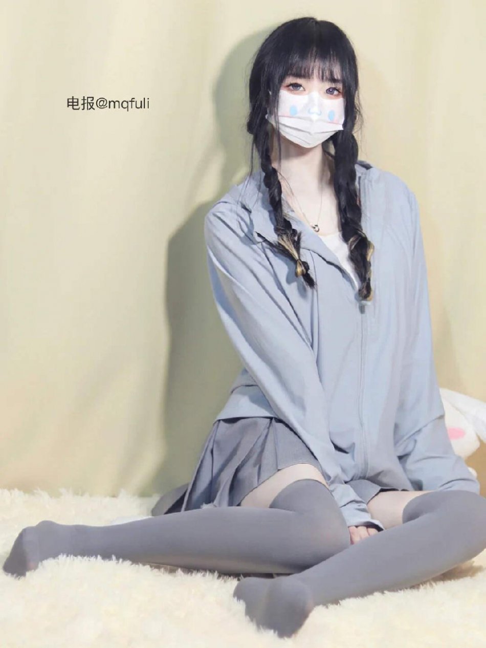 紫沐 2025-08-29 07:43:48 灰丝 第3张