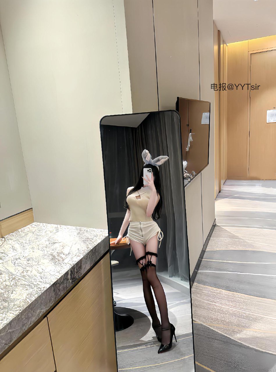 都快兔了 2025-08-28 15:23:55 好想你，没有你的电话只能打给你的照片了 都快兔了差点兔了 第1张