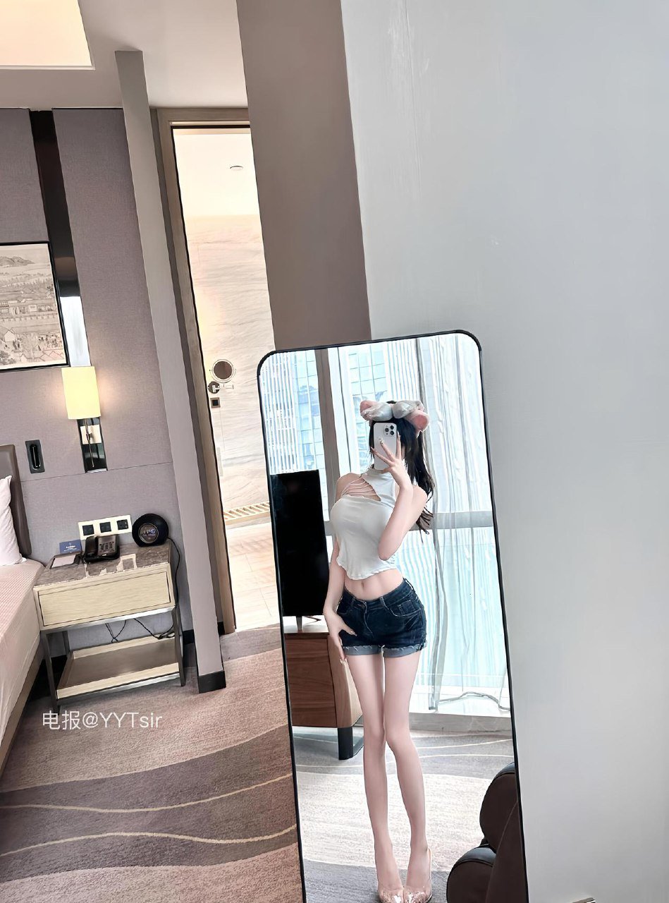 都快兔了 2025-08-28 15:23:55 好想你，没有你的电话只能打给你的照片了 都快兔了差点兔了 第4张