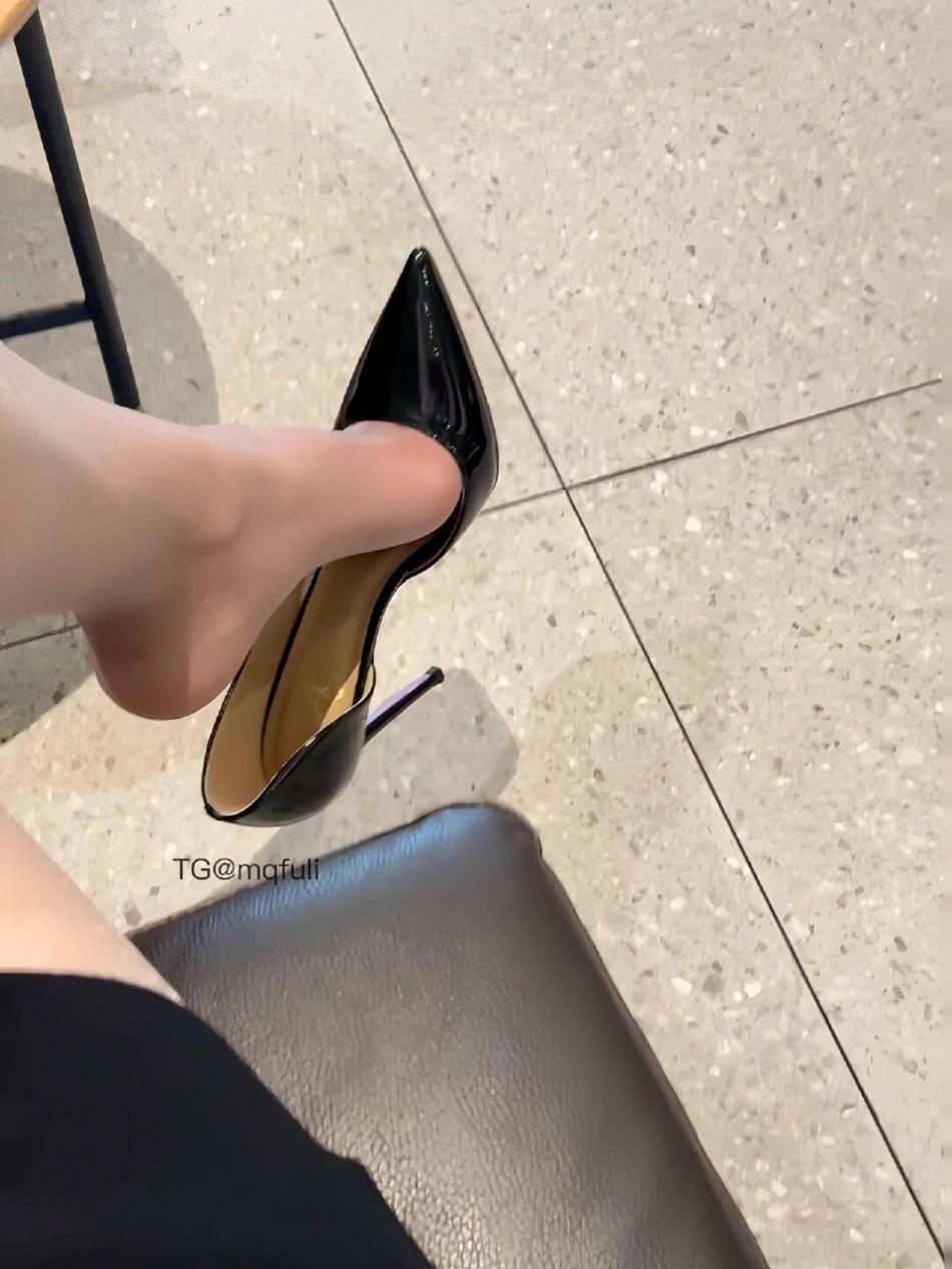 都快兔了 2025-08-28 18:16:25 照片合集 77p 都快兔了差点兔了 第8张