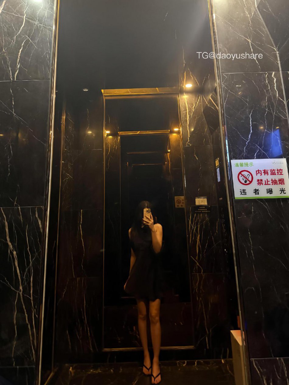 都快兔了 2025-08-28 18:16:25 照片合集 77p 都快兔了差点兔了 第15张