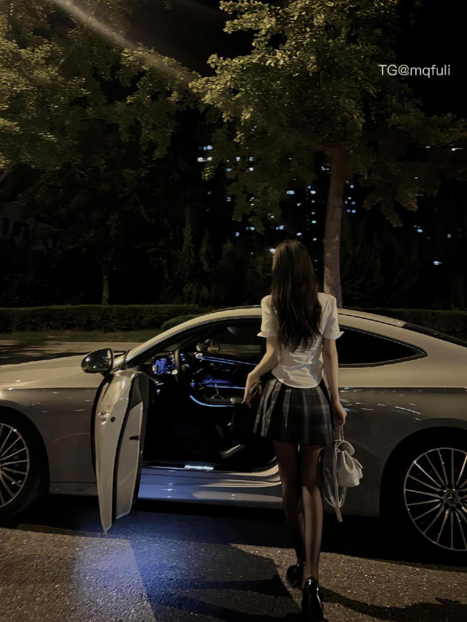 都快兔了 2025-08-28 18:16:25 照片合集 77p 都快兔了差点兔了 第21张