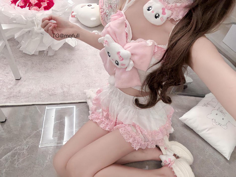 都快兔了 2025-08-28 18:16:25 照片合集 77p 都快兔了差点兔了 第33张