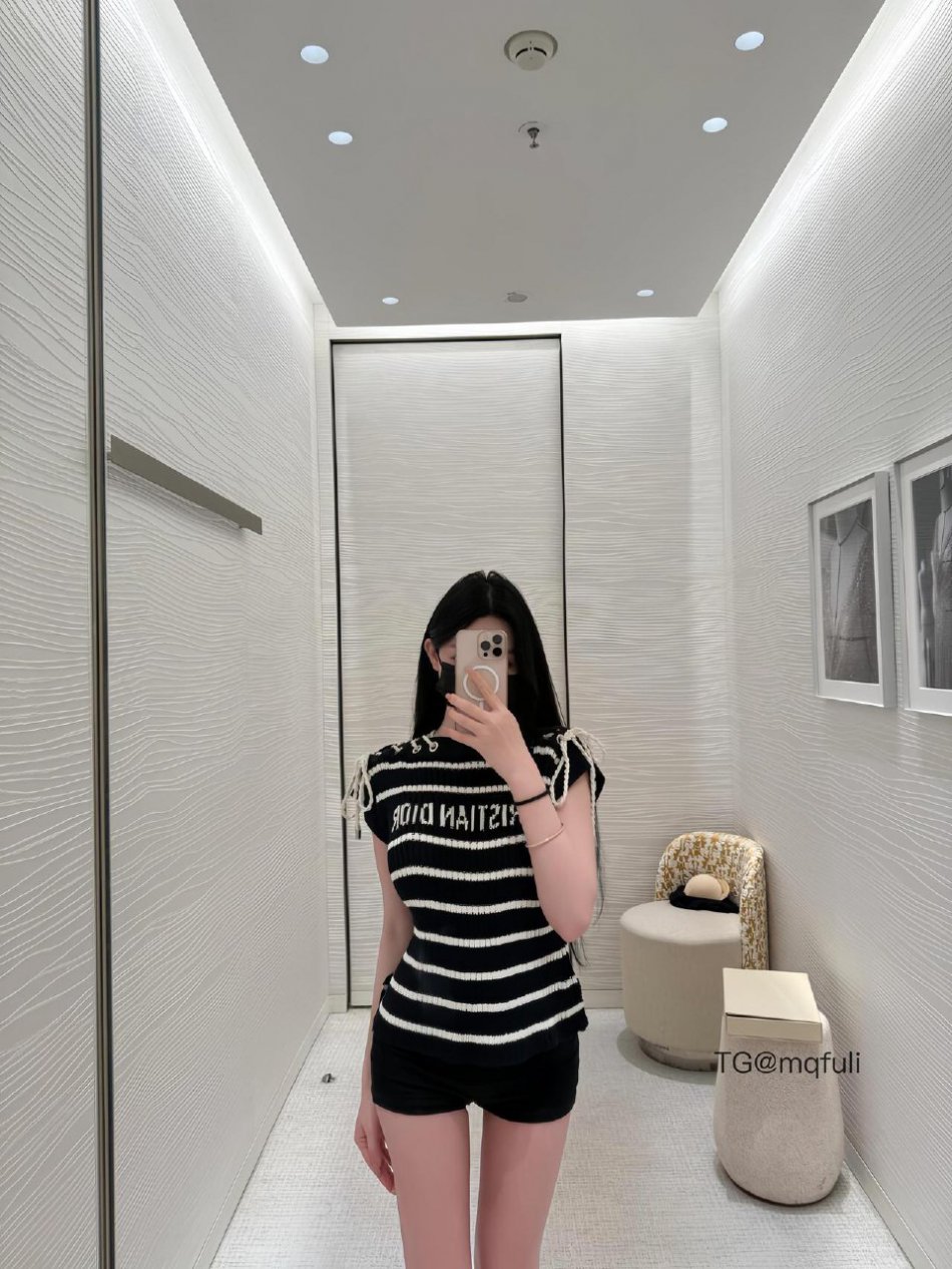 都快兔了 2025-08-28 18:16:25 照片合集 77p 都快兔了差点兔了 第36张