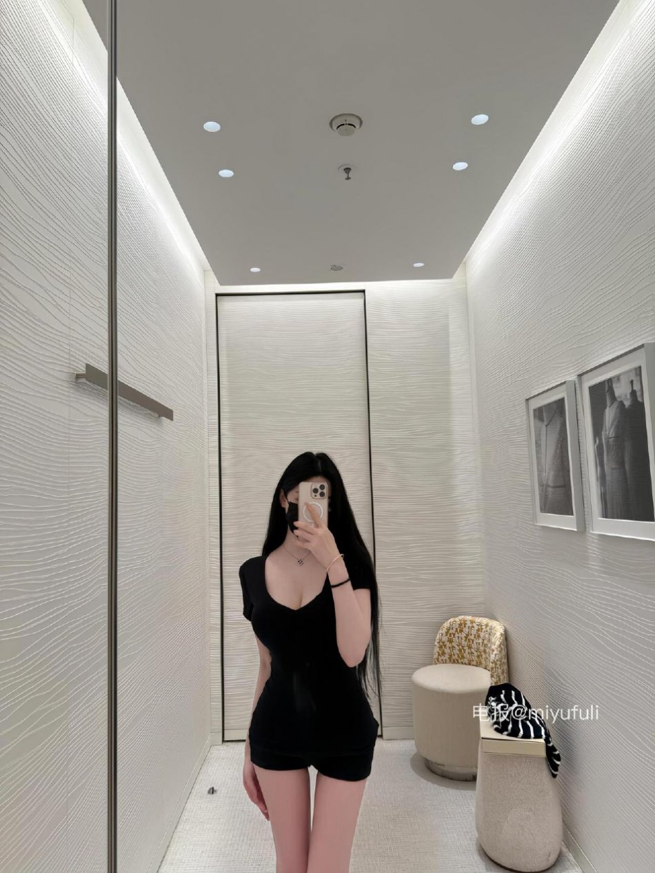 都快兔了 2025-08-28 18:16:25 照片合集 77p 都快兔了差点兔了 第35张