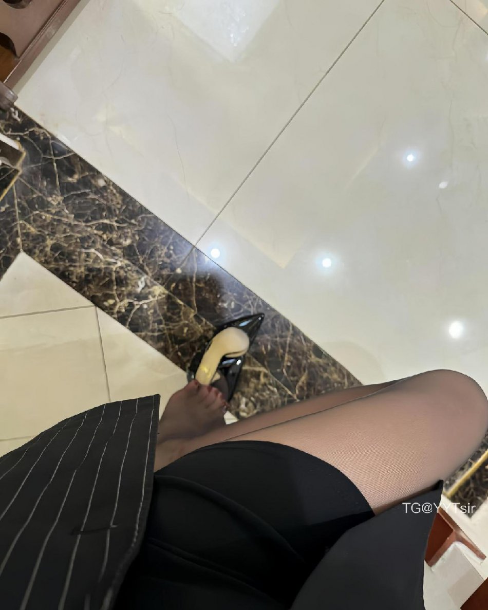 都快兔了 2025-08-28 18:16:25 照片合集 77p 都快兔了差点兔了 第60张