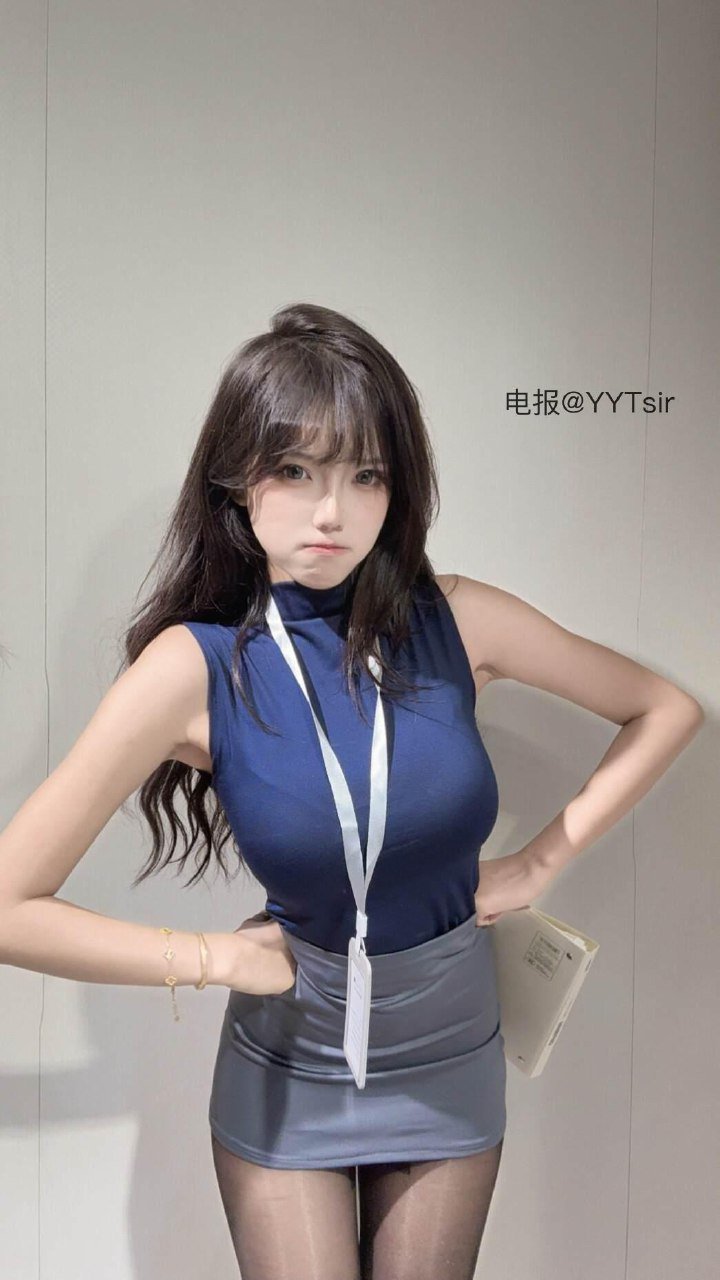 麻心汤圆 2025-08-31 00:46:07 你身上有她的香水味 一闻就没我的贵 第2张