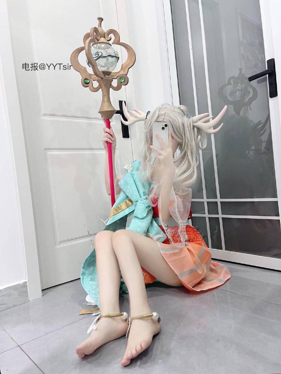 林沐 2025-08-09 07:07:59 浅发一下我的春日野穹旗袍cos 第3张