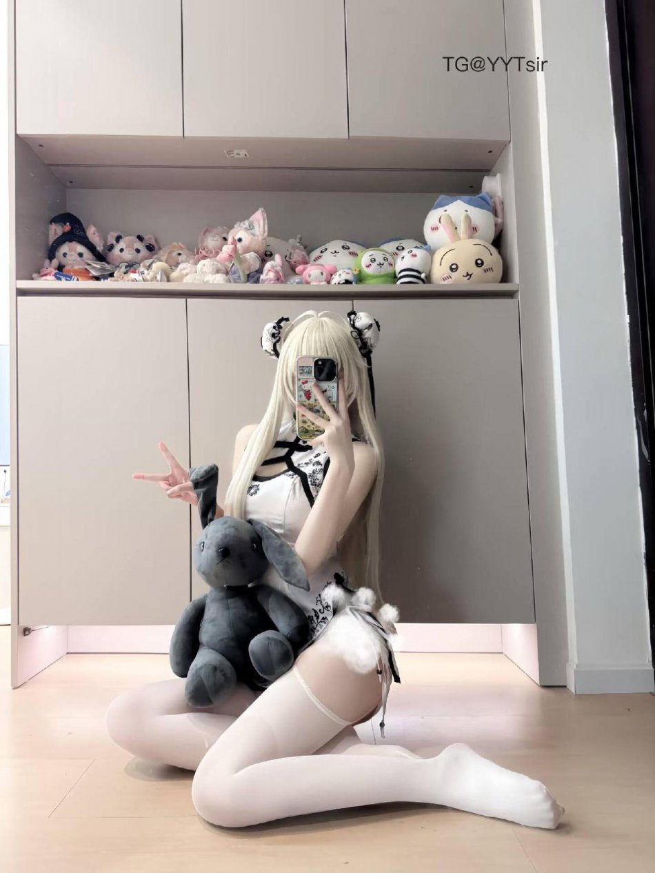 林沐 2025-08-09 07:07:59 浅发一下我的春日野穹旗袍cos 第4张